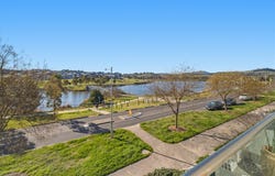 20A Edgeworth Parade, Coombs, ACT 2611