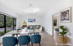 1/1 Peacock Street, Burwood, Vic 3125