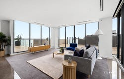 501/8 Clay Drive, Doncaster, Vic 3108