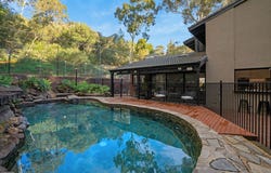 5 Grevillea Crescent, Stonyfell, SA 5066
