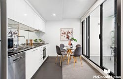 320/1044-1046 Mt Alexander Road, Essendon, Vic 3040