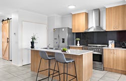 19 Alderbark Way, Greenvale, Vic 3059