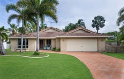 39 Poole Street, Sarina Beach, Qld 4737