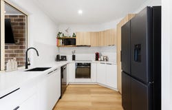 21 Ku-Ring-Gai Court, Kuluin, Qld 4558