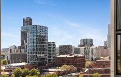 1513/677 La Trobe Street, Docklands, Vic 3008