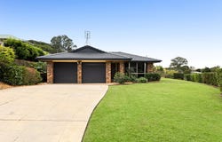 13 Dolphin Drive, Nambour, Qld 4560