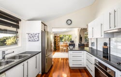 72 Lower Brighton Terrace, Sandgate, Qld 4017