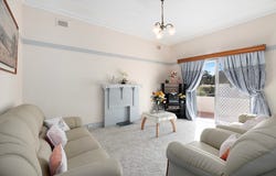 5A Henderson Road, Bexley, NSW 2207