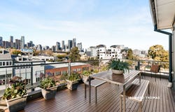 24/11 Anderson Street, West Melbourne, Vic 3003