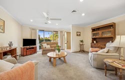 18 Lauren Close, Dingley Village, Vic 3172
