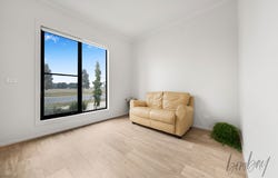 13 Clapton Lane, Donnybrook, Vic 3064