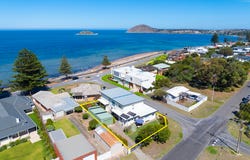 2 Charles St, Encounter Bay, SA 5211