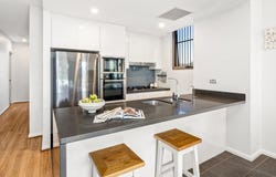 205/7 Mallard Lane, Warriewood, NSW 2102