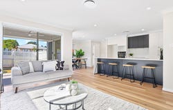 U2 and U3, 1A Elworthy Street, North Toowoomba, Qld 4350
