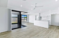 14 Lucinda Way, Eli Waters, Qld 4655