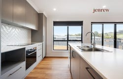 2/35 Janet Drive, Park Grove, Tas 7320