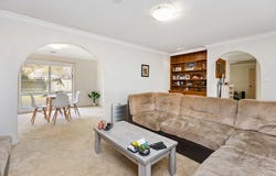 34 OLEANDER CRESCENT, Lake Albert, NSW 2650