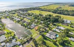 8 Eagle Beach Parade, Dundowran Beach, Qld 4655