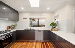 63 Kilkivan Avenue, Kenmore, Qld 4069