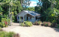 24 Wongaling Beach Rd, Wongaling Beach, Qld 4852