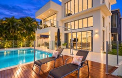 8 Binda Place, Sorrento, Qld 4217