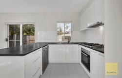 2/4 Ulm Street, Laverton, Vic 3028