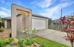 7 Simon Street, Victoria Point, Qld 4165
