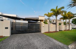 8 Kensington Mews, Sovereign Islands, Qld 4216