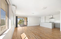 70 Ocean Queen Drive, Wandina, WA 6530