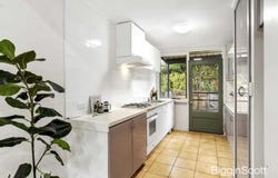 2/7 Carramar Avenue, Glen Waverley, Vic 3150