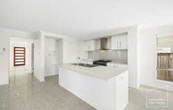 7 Buruwang Street, Birtinya, Qld 4575