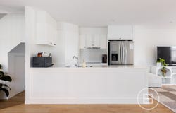 2/35 Kiers Road, Miami, Qld 4220