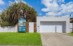 26 Sixth Avenue, Palm Beach, Qld 4221