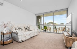 30/17 Eucalyptus Drive, Maidstone, Vic 3012