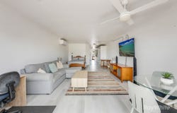 9/1 Pebble Beach Drive, Coral Cove, Qld 4670