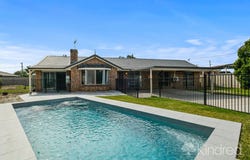 11 Galleon Court, Deception Bay, Qld 4508