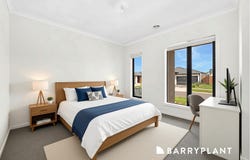 5 Jacobena Road, Melton South, Vic 3338