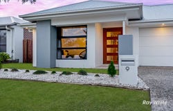 9 Greenaway Street, Greenbank, Qld 4124