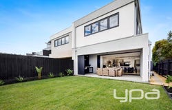 93 Seaview Avenue, Safety Beach, Vic 3936