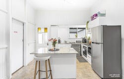 11 Canning Street, The Range, Qld 4700