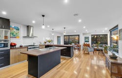 90 Lake Avenue, Ocean Grove, Vic 3226