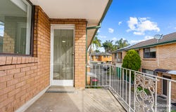 5/104-106 Wattle Avenue, Carramar, NSW 2163