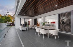 23 Nelson Place, Carindale, Qld 4152