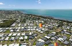 22 Oceanblue Boulevard, Pialba, Qld 4655