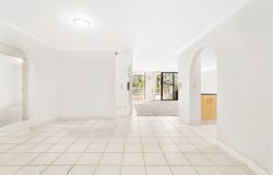 6/85 Old Burleigh Road, Surfers Paradise, Qld 4217
