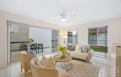 35 Greenway Circuit, Mount Ommaney, Qld 4074