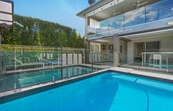 81 Reuben Street, Holland Park, Qld 4121