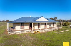 400 Pethericks Road, Goornong, Vic 3557