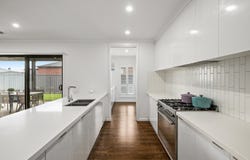 10 Wisteria Parade, Wangaratta, Vic 3677