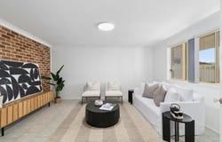 4 Jarrah Crescent, Cordeaux Heights, NSW 2526